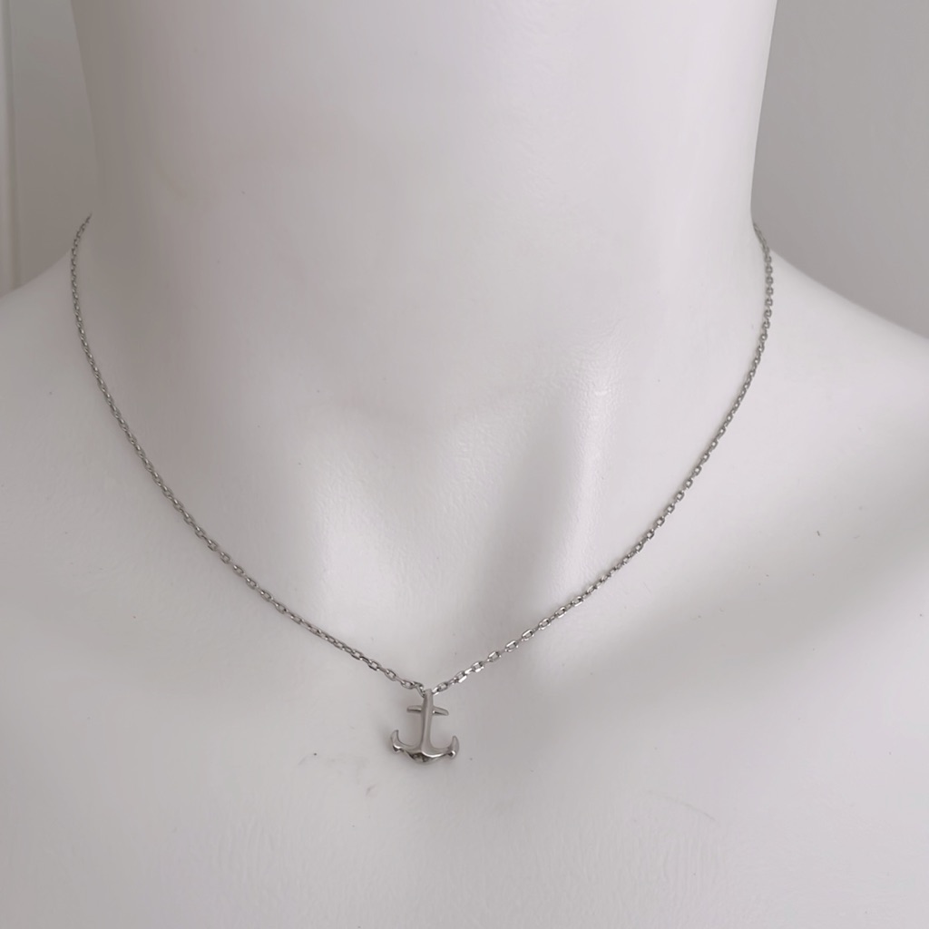 Necklace Silver Tone